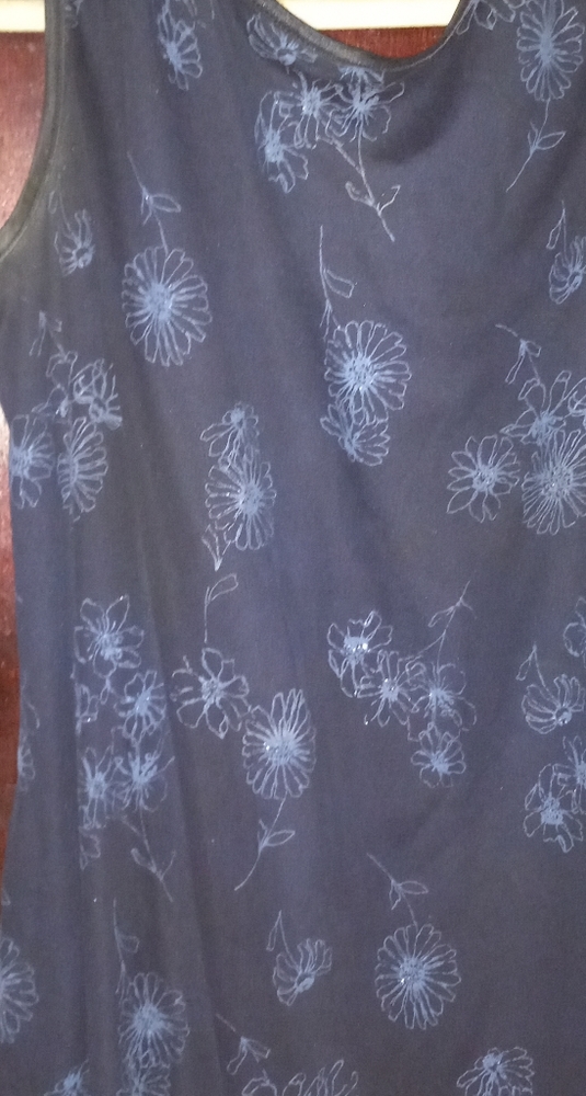 Spring dress - Picture 3 of 4